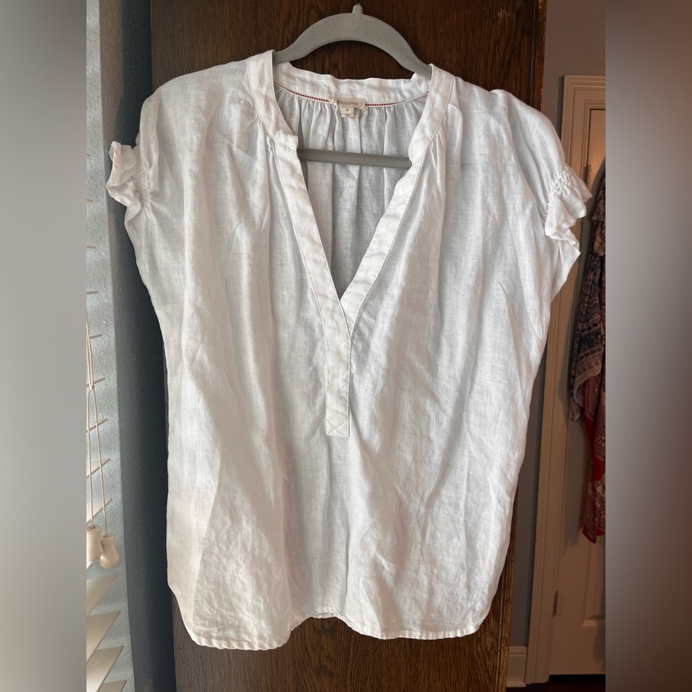 Pilcro White linen Ruffled Cap Sleeve Blouse